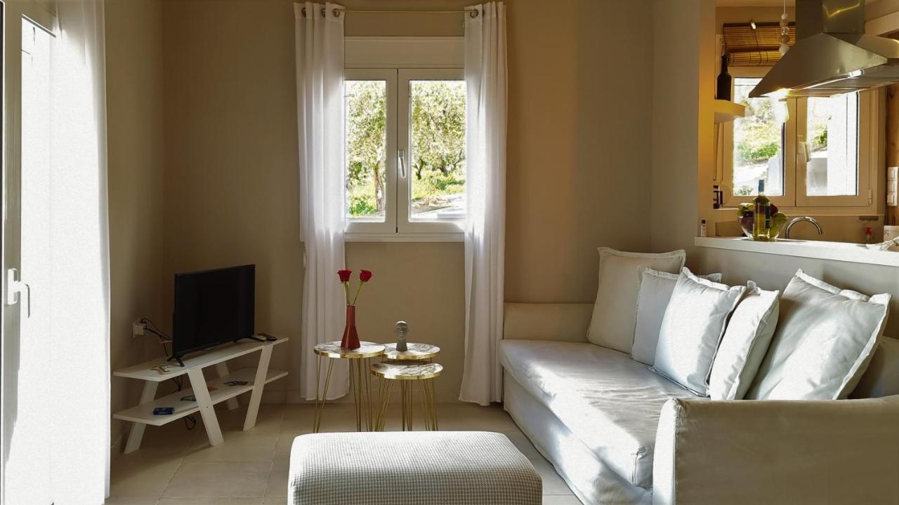 Gratelia Apartment Damnoni Ngoại thất bức ảnh