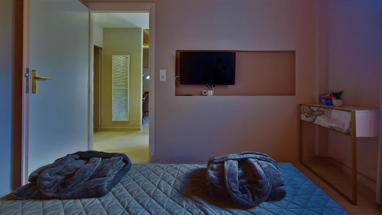 Gratelia Apartment Damnoni Ngoại thất bức ảnh