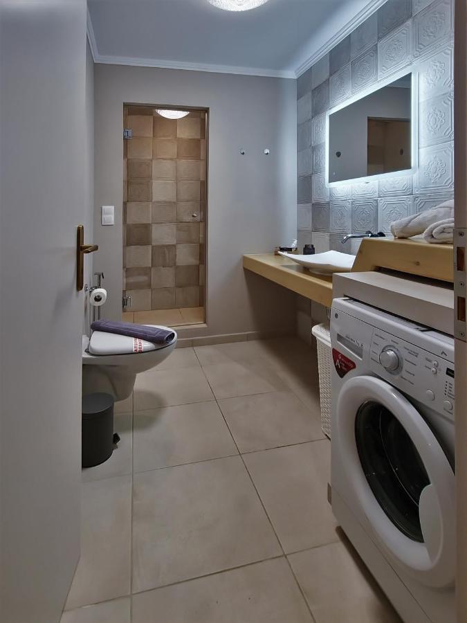 Gratelia Apartment Damnoni Ngoại thất bức ảnh